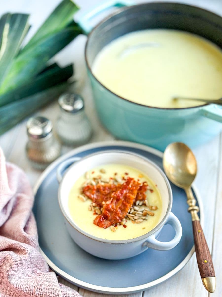 krem z porów i ziemniaków