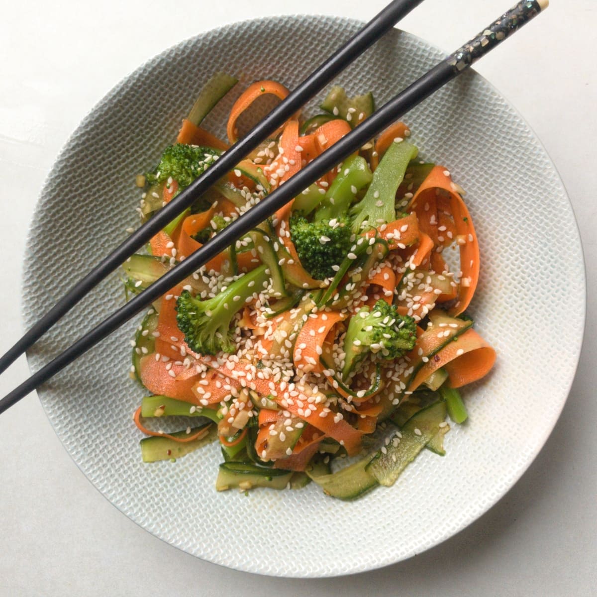 japońska sałatka z ogórków i marchewki