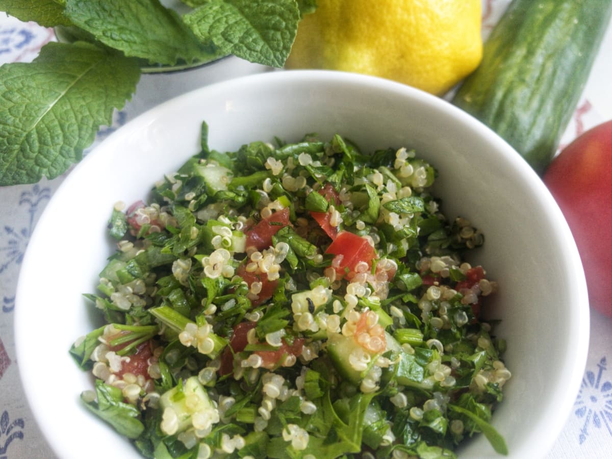 tabbouleh z quinoa