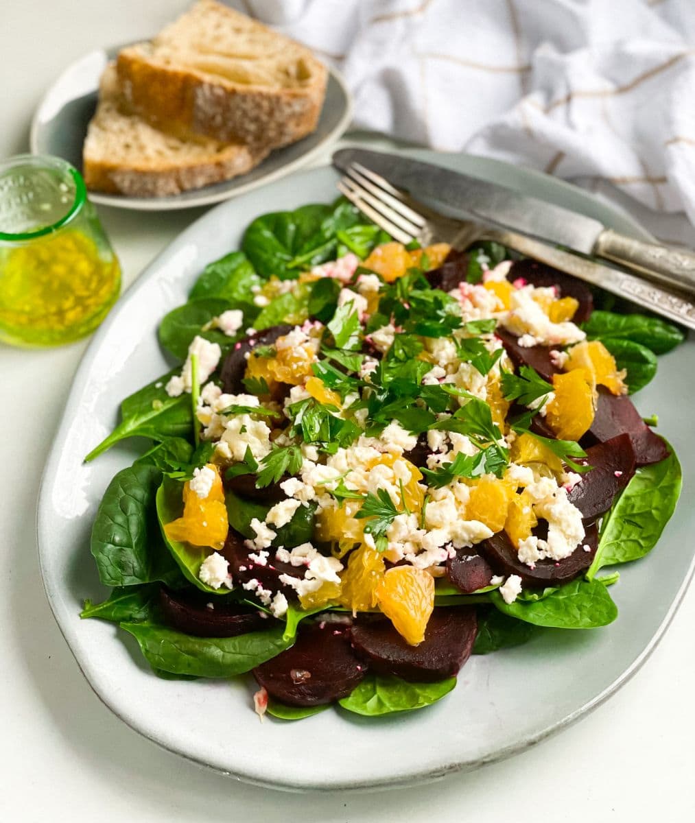 sałatka z buraków i pomarańczy