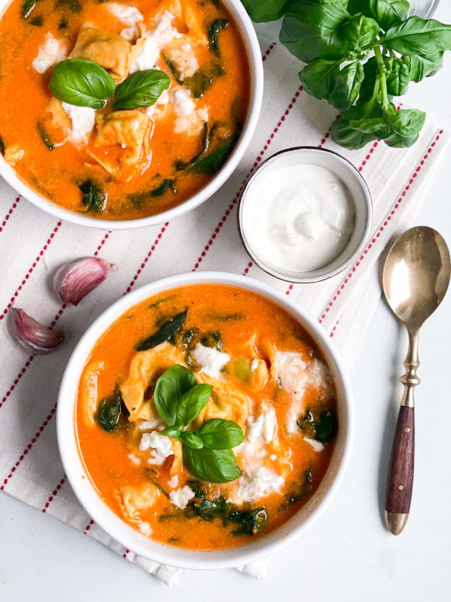 zupa z tortellini