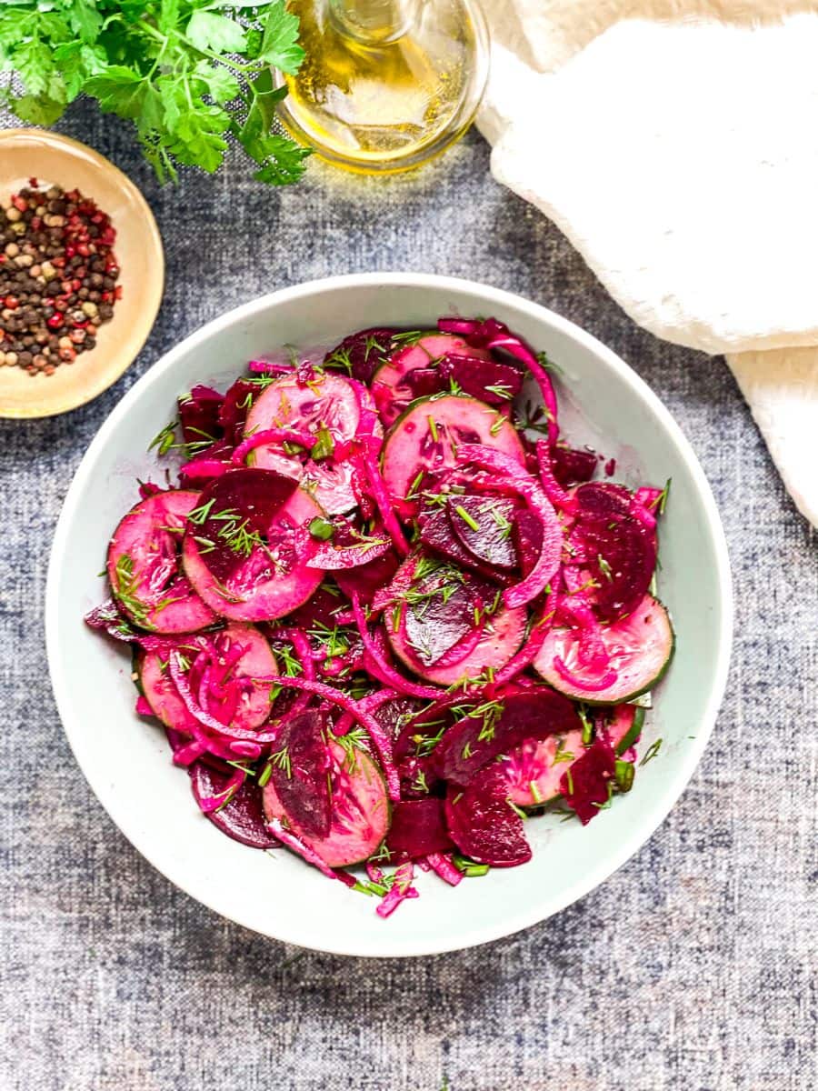 sałatka z buraków i ogórka